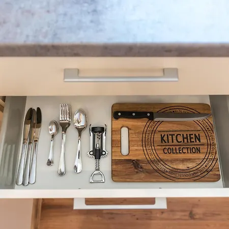 Private In Chayka Near The Sea Garden