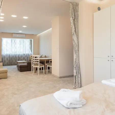 Private In Chayka Near The Sea Garden * Varna