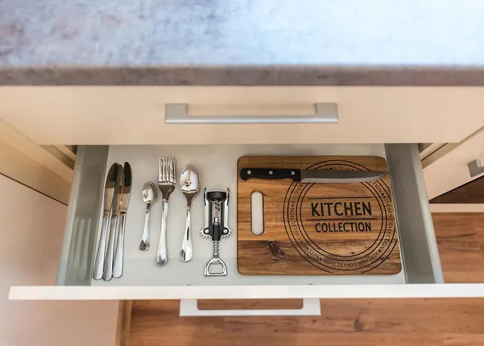 Private In Chayka Near The Sea Garden