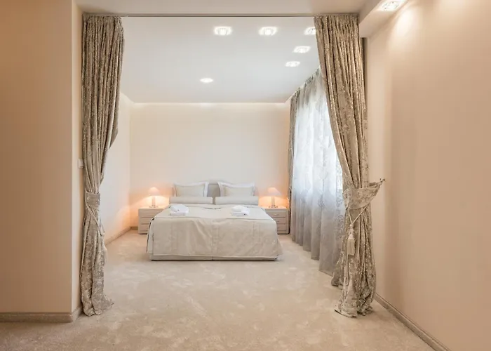 Private In Chayka Near The Sea Garden Warna